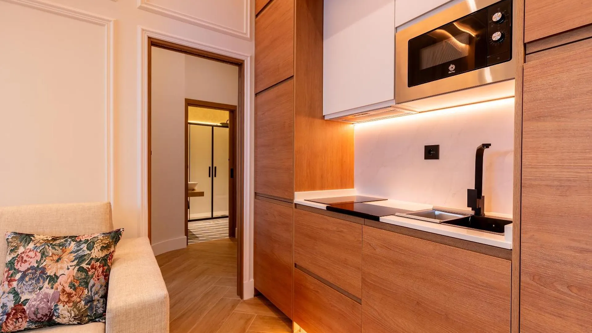 Apartamentos Alvarado 5 セビリア スペイン