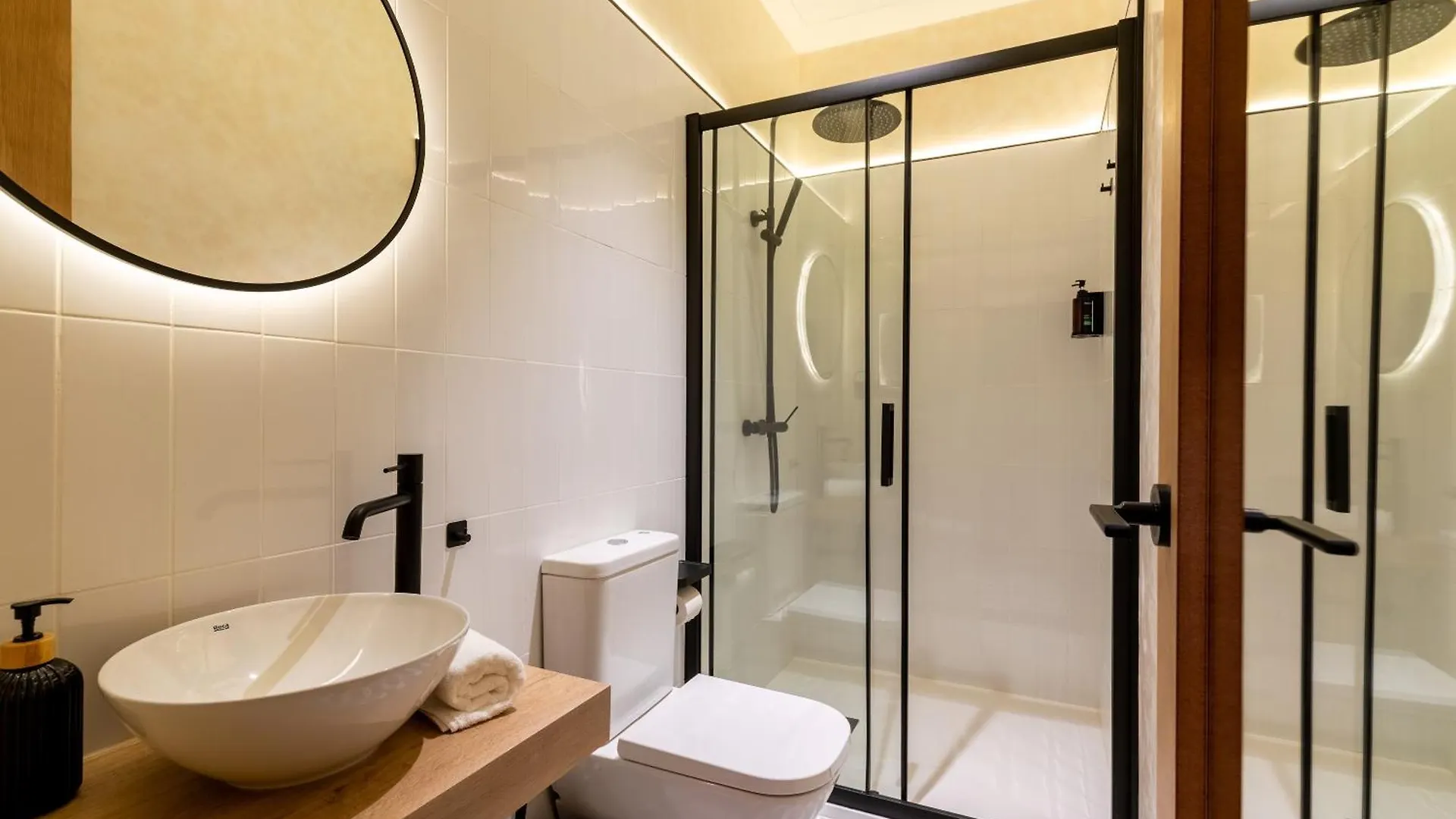アパート Apartamentos Alvarado 5 セビリア